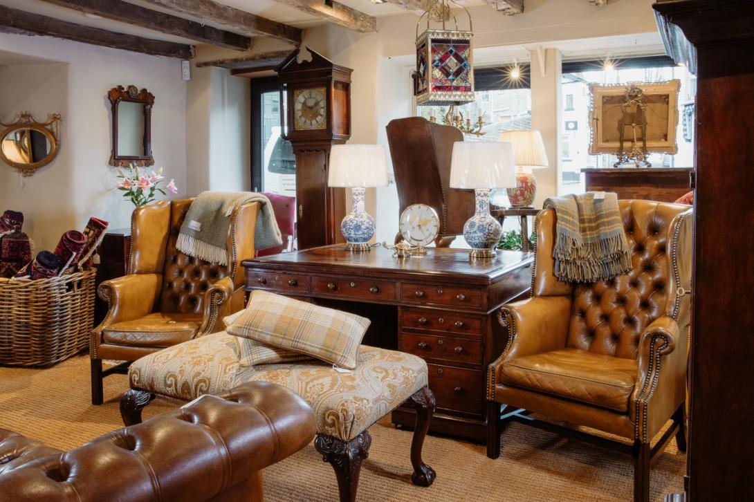 Sturmans Antiques 55 Large