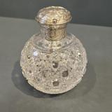Antique Large Willaim Comyns Silver Top Scent Bottle London