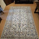 Antique Superb quality 9' 6" x 6' 6" Persian Pure Wool Rug at Sturmans Antiques rugs for sale