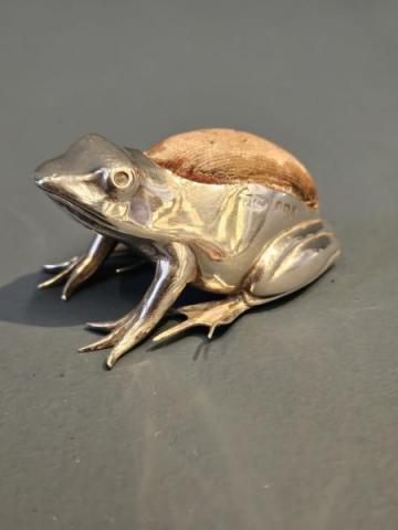Antique Silver Frog Pin Cushion by Adie & Lovekin of Birmingham