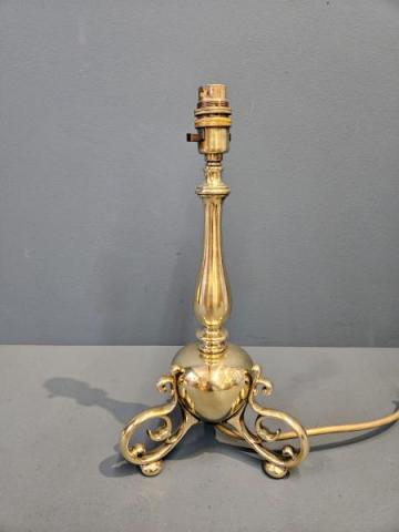 Antique Edwardian Brass Table Lamp