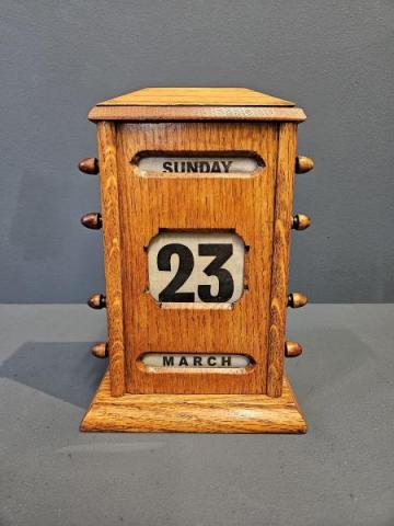 Antique Edwardian Oak Perpetual Desk Calendar