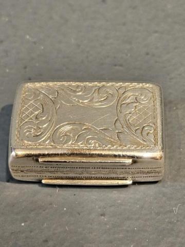 Antique Victorian Silver Vinaigrette by Edward Smith of Birmingham