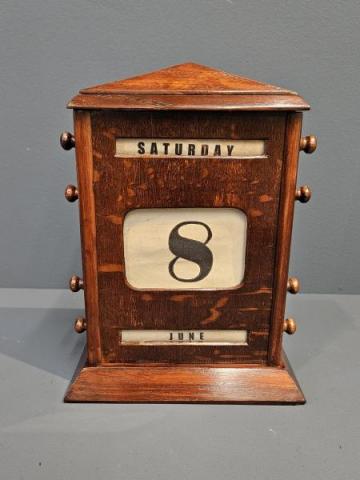 Antique Edwardian Oak Perpetual Desk Calendar at Sturmans Antiques calendar for sale